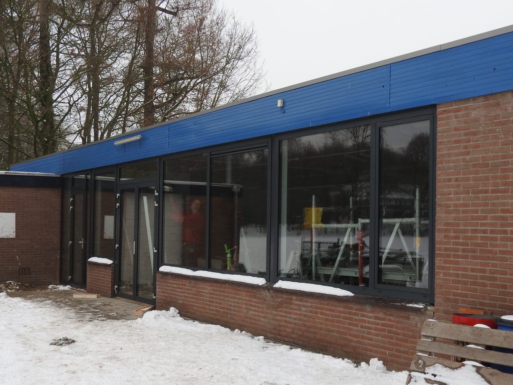 Verbouwing Clubhuis OA nr. 11 Afwerklaag en lekker warm Clubhuis
